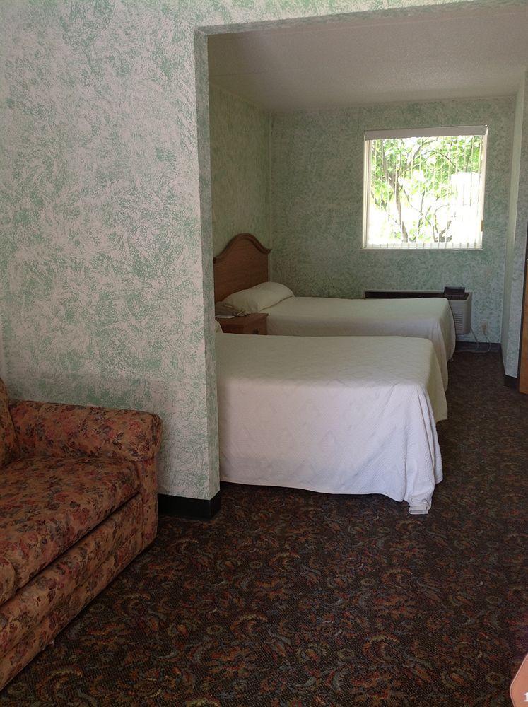 Ourguest Inn And Suites Catawba Island Port Clinton Eksteriør bilde